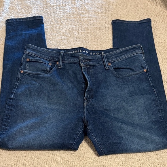 American Eagle Outfitters Airflex Athletic Skinny Jeans. 38x32 - Picture 4 of 5